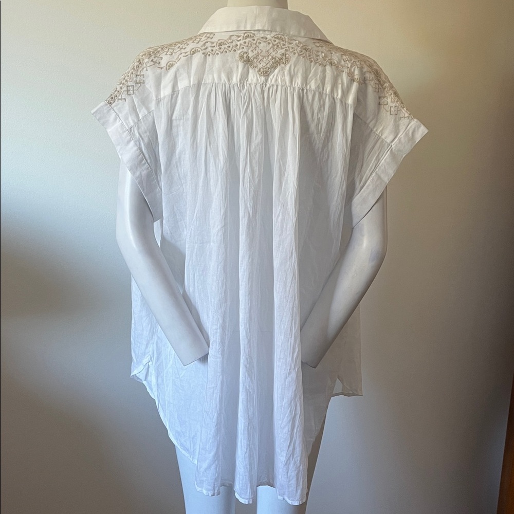 Karyn Seo Anni Cotton Embroidered Point Collar Short Sleeve Blouse - Picture 9 of 14